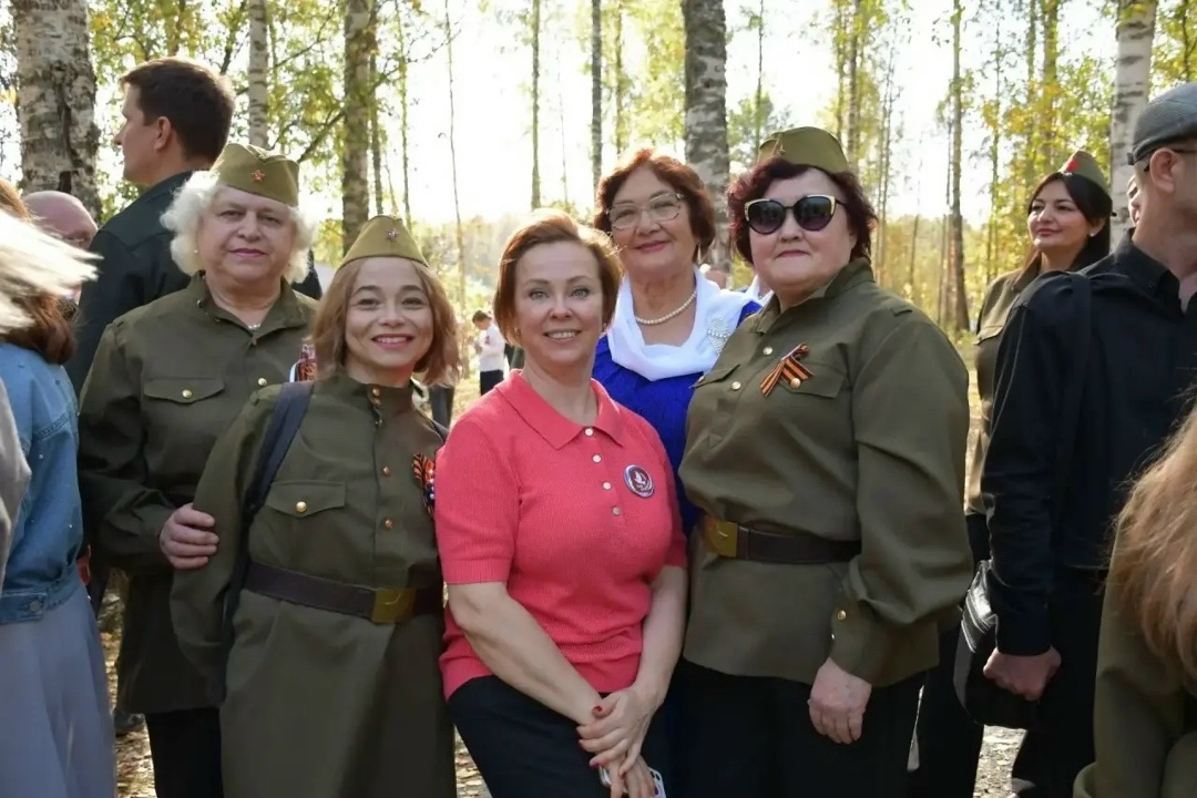 Фотография к материалу ««Поющие сердца» на фестивале «Зов Родины»!»