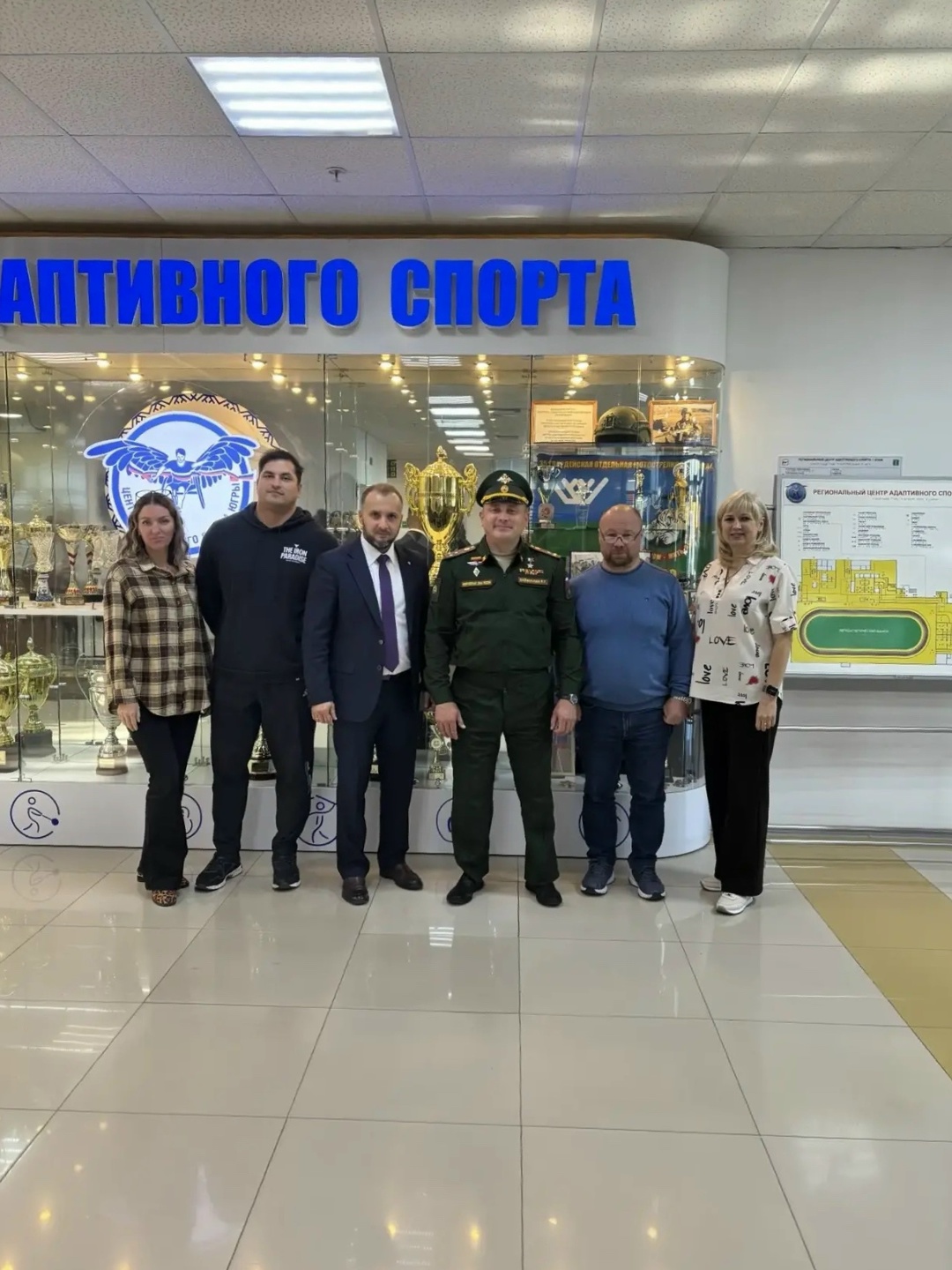 Герой России Рустам Сайфуллин посетил Центр адаптивного спорта Югры в Сургуте 25 сентября в обособленном