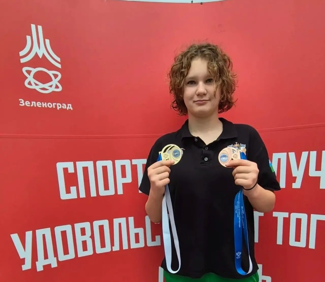 Пять медалей Валерии Авдеевой на Всероссийской летней Спартакиаде Пловчиха из Нефтеюганска Валерия Авдеева