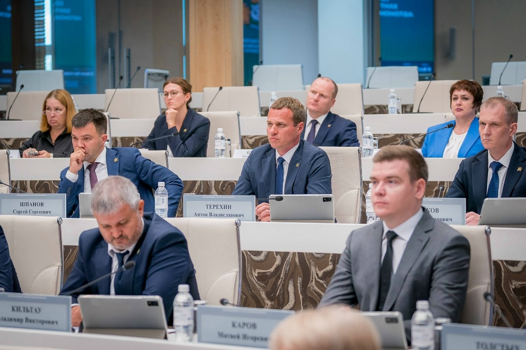 Правительство Ханты-Мансийского автономного округа утвердило дорожную карту повышения производительности