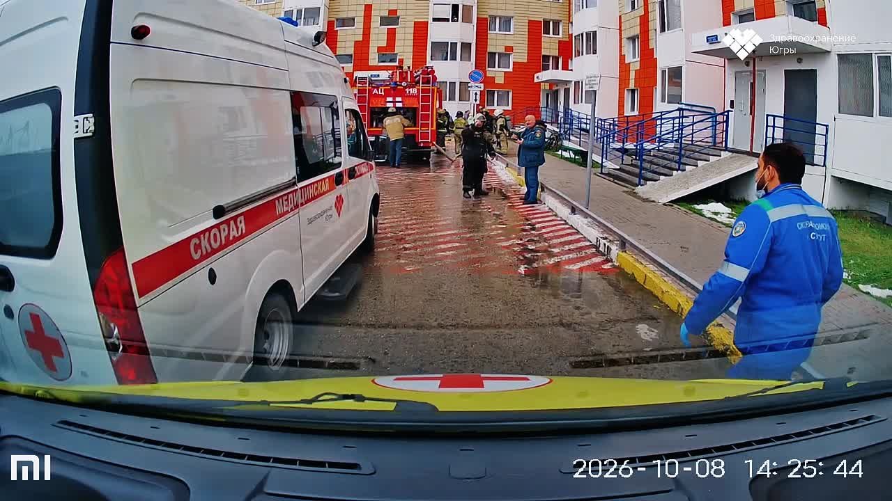 В Сургуте спасли двух маленьких девочек при пожаре Вчера в Сургуте произошёл пожар, в зоне задымления