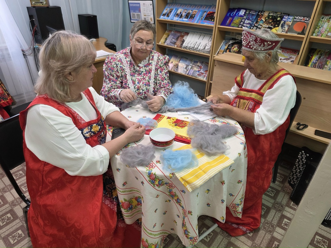 Фотография к материалу «Наш весёлый капустник: песни, пляски и море радости!»